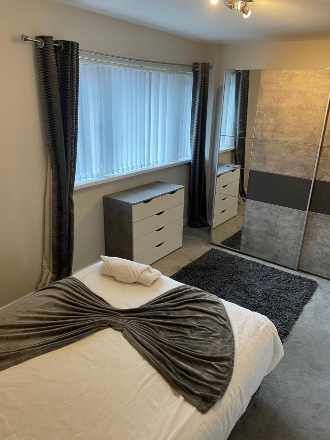 Fantastic Full 3 Bedroom Modern Apartment Belfast Eksteriør bilde